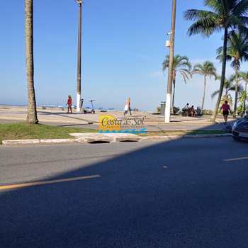Apartamento em Praia Grande, bairro Guilhermina