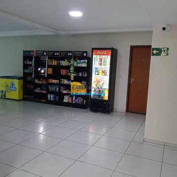 Apartamento em Praia Grande, bairro Guilhermina