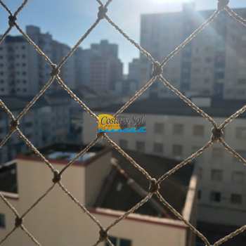 Apartamento em Praia Grande, bairro Guilhermina