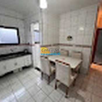 Apartamento em Praia Grande, bairro Boqueirão
