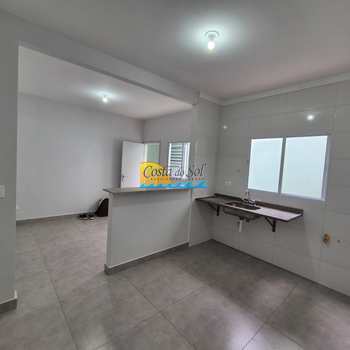 Casa em Praia Grande, bairro Samambaia