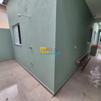 Casa em Praia Grande, bairro Samambaia