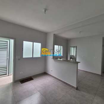 Casa em Praia Grande, bairro Samambaia