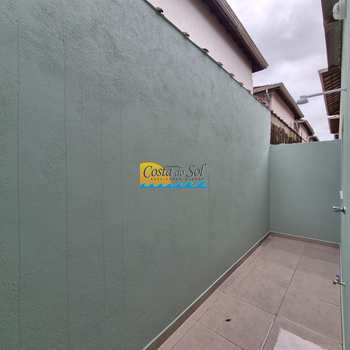 Casa em Praia Grande, bairro Samambaia
