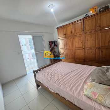 Apartamento em Praia Grande, bairro Guilhermina