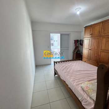 Apartamento em Praia Grande, bairro Guilhermina