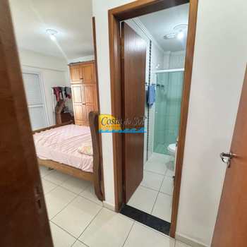 Apartamento em Praia Grande, bairro Guilhermina