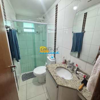 Apartamento em Praia Grande, bairro Guilhermina