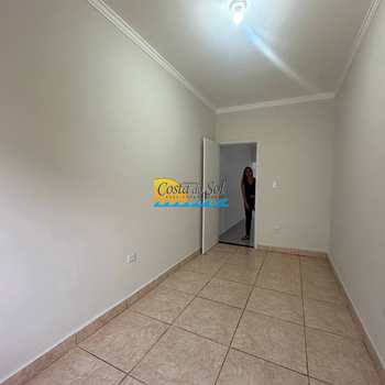 Casa em Praia Grande, bairro Antártica