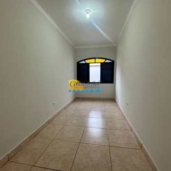 Casa em Praia Grande, bairro Antártica