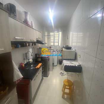Apartamento em Praia Grande, bairro Guilhermina