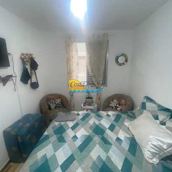 Apartamento em Praia Grande, bairro Guilhermina