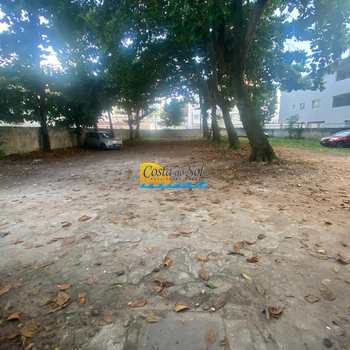 Apartamento em Praia Grande, bairro Guilhermina