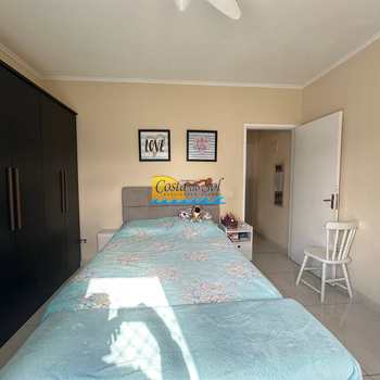 Apartamento em Praia Grande, bairro Tupi