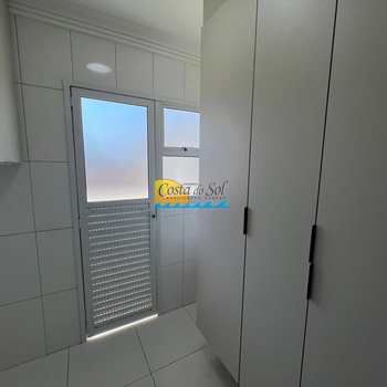 Apartamento em Praia Grande, bairro Boqueirão