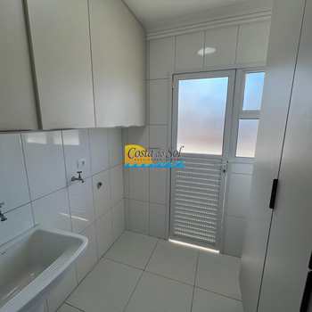 Apartamento em Praia Grande, bairro Boqueirão