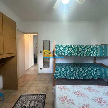 Apartamento em Praia Grande, bairro Tupi
