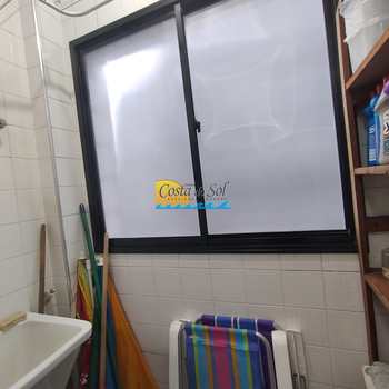 Apartamento em Praia Grande, bairro Boqueirão