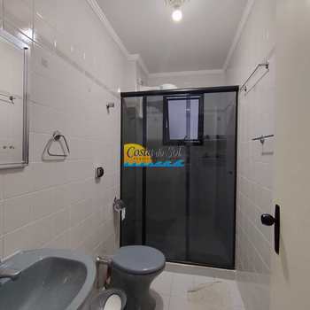 Apartamento em Praia Grande, bairro Boqueirão
