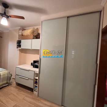 Apartamento em Praia Grande, bairro Aviação