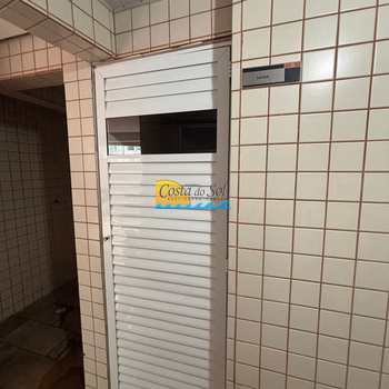 Apartamento em Praia Grande, bairro Aviação