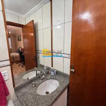 Apartamento em Praia Grande, bairro Aviação