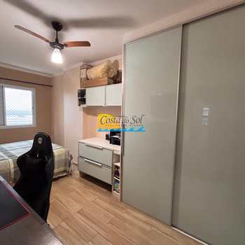 Apartamento em Praia Grande, bairro Aviação