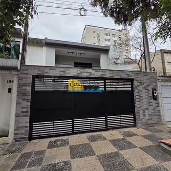 Sobrado em Santos, bairro Boqueirão