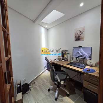 Casa em Praia Grande, bairro Samambaia