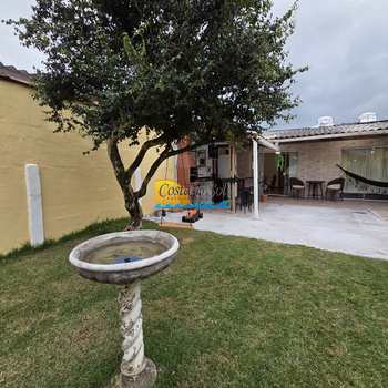 Casa em Praia Grande, bairro Samambaia