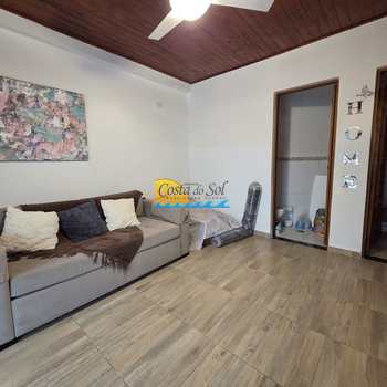 Casa em Praia Grande, bairro Samambaia