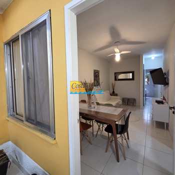 Casa em Praia Grande, bairro Samambaia