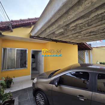 Casa em Praia Grande, bairro Samambaia