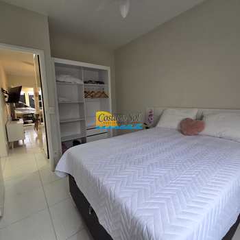 Casa em Praia Grande, bairro Samambaia