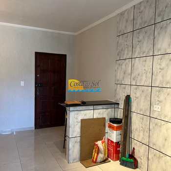 Kitnet em Praia Grande, bairro Boqueirão