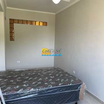 Kitnet em Praia Grande, bairro Boqueirão