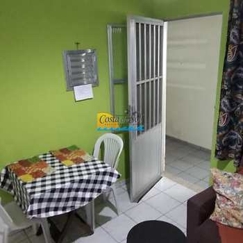 Kitnet em Praia Grande, bairro Guilhermina