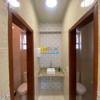 Apartamento em Praia Grande, bairro Guilhermina