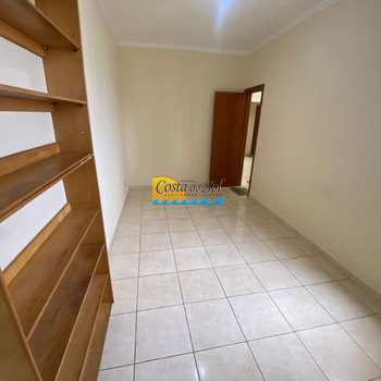 Apartamento em Praia Grande, bairro Guilhermina
