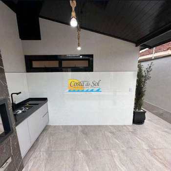 Casa em Praia Grande, bairro Balneário Maracanã
