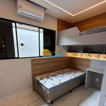 Casa em Praia Grande, bairro Balneário Maracanã