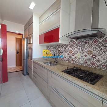 Apartamento em Praia Grande, bairro Guilhermina