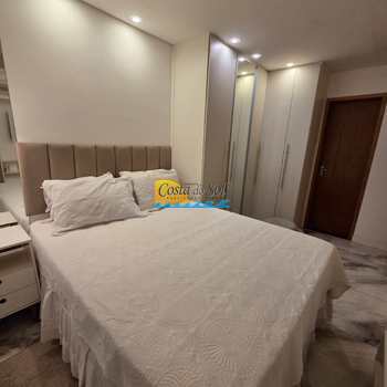 Apartamento em Praia Grande, bairro Guilhermina