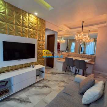 Apartamento em Praia Grande, bairro Guilhermina