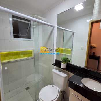 Apartamento em Praia Grande, bairro Guilhermina