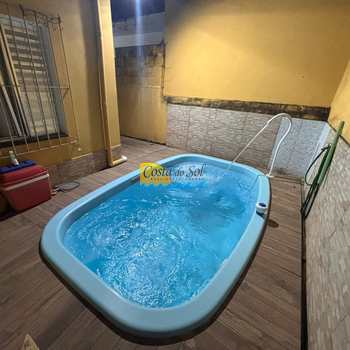 Casa em Praia Grande, bairro Canto do Forte