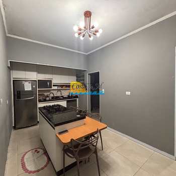 Casa em Praia Grande, bairro Canto do Forte