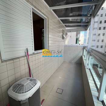 Apartamento em Praia Grande, bairro Guilhermina