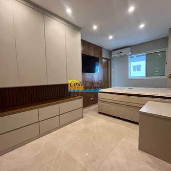 Apartamento em Praia Grande, bairro Guilhermina