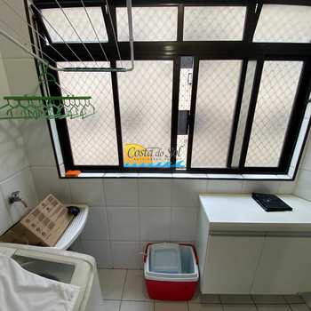Apartamento em Praia Grande, bairro Guilhermina